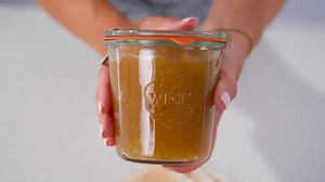 How to Make Homemade Applesauce