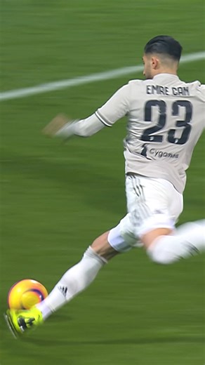 Emre Can’s finish is your #GoalOfTheDay 💥 | Juventus