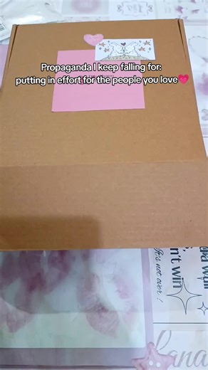 Propaganda I keep falling for: putting in effort for the people you love💗 #charmsq #jewelrymaking #girlhood #giftideas #giftbox #gifted