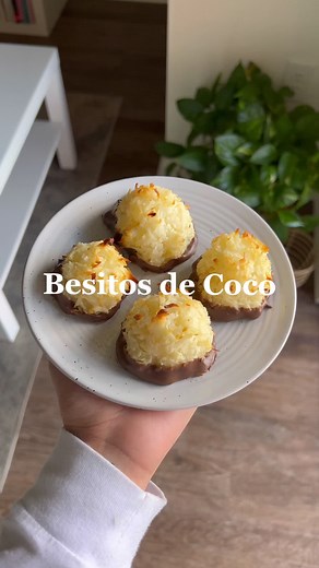 Delicious Coconut Kisses Dessert Recipe | Latina Food Creators