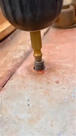 Effective Screw Extractor Techniques for Motorcycle Repairs