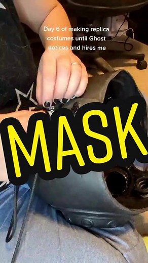 Mask in progress ⚫👄⚫ #ghoulcosplay #cosplay #namelessghoul #ghostbc #cosplayer #sewing #ghostband #ghost #ghoullettes #thebandghost #fyp @thebandghost