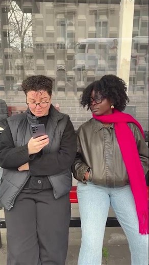 The world’s first built in privacy display is here. Get the new Samsung S26 Ultra with O2.