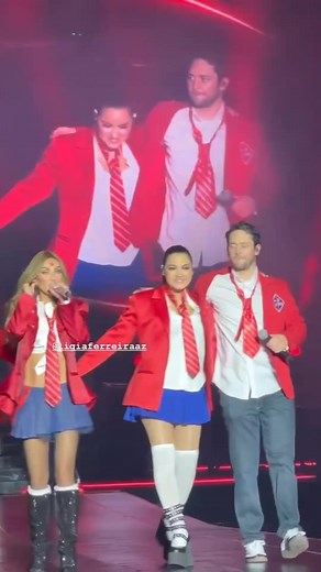 RBD Já está no Brasil - Show Rebelde em São Paulo e Rio de Janeiro