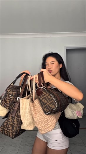 2NDEND on Instagram: "It’s here — our biggest sale and restock yet. Shop vintage designer bags up to 60% off in our Sale section, plus 10% off all full-priced bags and jewellery sitewide. These pieces won’t last long — secure your favourite today at 2NDEND.com 🚨🚨🚨"