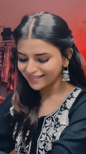 Shraddha Pawar on Instagram: "Jithe me rusave tithe tu asave 💜 #reels #reelsinstagram #shraddhapawar #explore #instagood #instagram #viral #viralreels #reelsvideo"