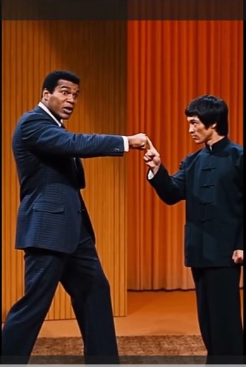 One Finger… That’s It 😮🔥