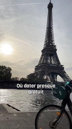 LGU • Le Guide Ultime • Media 💛 on Instagram: "Ouais le rat. 💗🐀 Dans l’ordre : @thehoxtonhotel 📍 30 rue du Sentier, Paris 2ème Canapé dès 3€ ❤️ @hoba.paris 📍Parc Martin Luther King , Paris 17ème Coucher de soleil gratuit 🌄 @palaisdetokyo + Musée d’art Moderne ! Les 2 sont face à face, allez checker les tarifs sur leur site :) 📍13 Av. du Président Wilson, Paris 16ème Giga Musée Contemporain, gratuit sous condition ⚡️ @acapigalle 📍48 Bd de Clichy, Paris 18ème 1€ le Tacos, tous les mardi, u