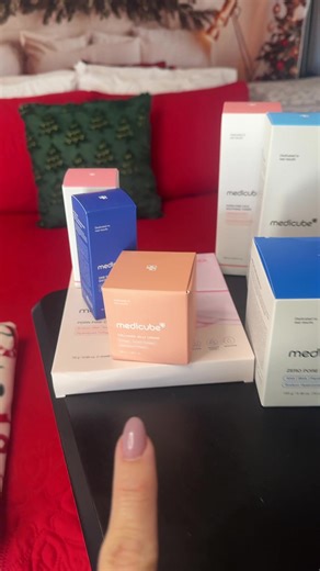 Transform your evening routine with the MEDICUVE Nighttime Skin Care Set — an 8-piece collection designed to help you unwind, reset, and treat your skin to a full, relaxing nighttime ritual 🌙✨. This curated bundle includes everything you need for a complete PM lineup: a gentle cleanser, refreshing toner, hydrating essence, lightweight serum options, nourishing moisturizer, targeted treatments, and a soothing overnight product to seal it all in. Each step layers smoothly, giving your skin a clea