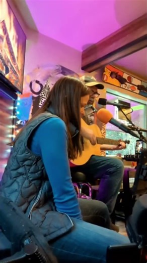 Move it on over by Hank Williams Sr.