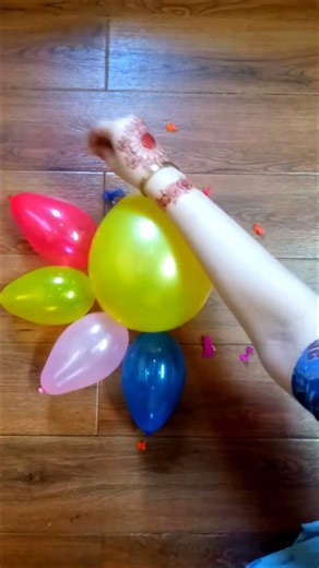 Mix Colour Balloon Popping Relaxing Asmr video #shorts #satisfying #asmr