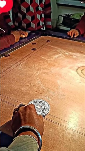 CARROM KING 👑 LONG COINS IN POCKET #youtuber #youtube #ytshorts #youtubeshorts #carromking #shorts