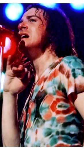 227K views · 14K reactions | Watching Joe Cocker on stage is like witnessing pure soul in motion. Every move, every rasp of his voice, every note he belts out - it’s magnetic, unforgettable, and deeply human  #JoeCocker #RockLegend #RockAndSoul #musiclovers #Livestage #upwherewebelong #joecockerforever #hitsong #JoeCocker | Joe Cocker Fan Zone | Facebook