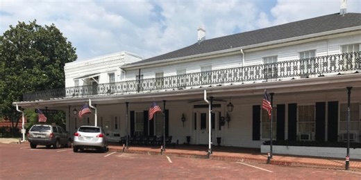 Enjoy historic Jefferson, Texas during Art Walk