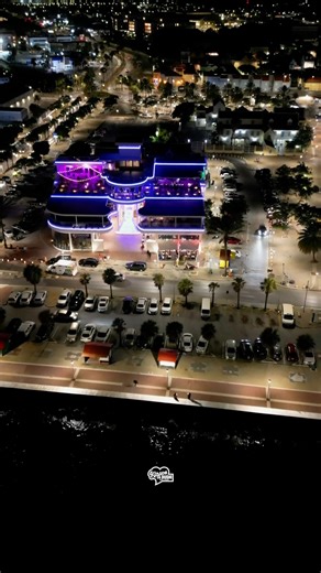 105K views · 2K reactions | Bo tabata sa ku…? West End tabata un teater hopi konosí den Otrobanda ku a wòrdu konstruí na aña 1941, i desmantelá na 2001. Despues di 24 aña Otrobanda tin un West End nobo bèk den un otro konsepto, ku ta konsistí di restorant, bar i tienda, ku ta atraé hopi di nos lokalnan i turistanan. #KorsouTaDushi #Willemstad #Curaçao #WestEnd | Korsou ta dushi | Facebook