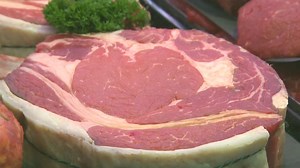 Eating meat could increase life expectancy, study suggests