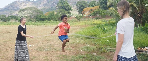 Family Volunteer Abroad Programs | Projects Abroad US