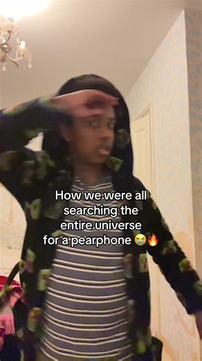 In a world full of IPhones and Samsung I always wanted a Pearphone 😭🔥 #fyp #relatablevideos #nostalgic #nickelodeon