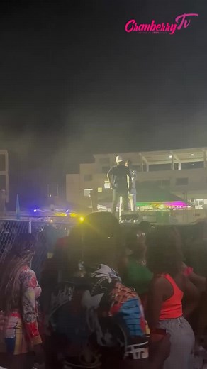 Signal Band had the place in a chokehold the moment they brought Trix on stage to perform Make Her Bawl; pure chaos, pure vibes, pure bouyon energy 🇩🇲🔥 Then Shelly jumped in and told him to “disrespect the stage” with Picture Me and You… Love We Loving and listen… Windsor Park nearly lifted off the ground 😅💥 Dominica, we different for real you know. 🎥 Full madness now on CranberryTV #SignalBand #Trix #MakeHerBawl #PictureMeAndYou #LoveWeLoving #WCMF2025 #Bouyon #Dominica #WorldCreoleMusicF