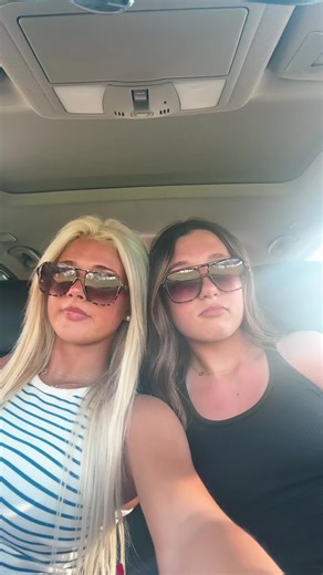 do we look alike | Lookalike