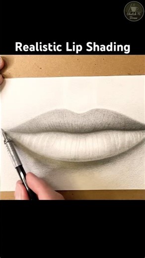 How I Shade Realistic Lips (Timelapse) #pencildrawing #drawinglips #howtodrawlips