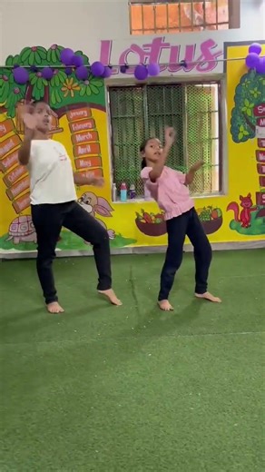 Lotus Modern Dance Class