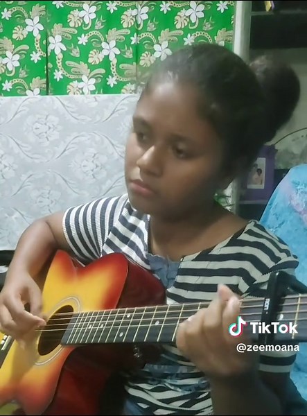 Fingerstyle Cover of 'Oceans (Where Feet May Fail)'