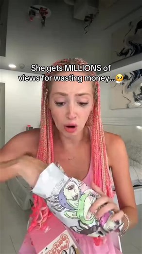 Comfycombs on Instagram: "Link in bio❤️ #lukecombs #blanket #christmas #lukecombsconcert"