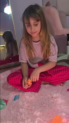 LOL with a mommy vibe!