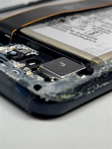 Removing the Vibration Motor in Galaxy S20 Ultra