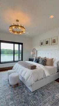 Spotlight Package Listing Video Example