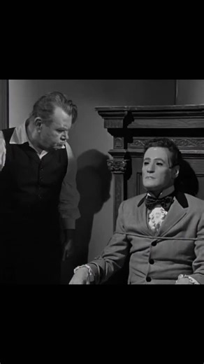 Patronlar Dünyası on Instagram: "Mr. Sardonicus (1961) – Türkçe açıklama Mr. Sardonicus, yapımcılığını ve yönetmenliğini William Castle’ın yaptığı, senaryosu ise yazar Ray Russell tarafından kendi kısa öyküsünden uyarlanan 1961 yapımı bir korku filmidir. Filmde Oscar Homolka, Vladimir Sokoloff, Guy Rolfe ve Audrey Dalton rol alır. Film, Baron Sardonicus’un korkunç hikâyesini anlatır. Sardonicus, kazanan piyango biletini almak için babası Henryk Toleslawski’nin mezarını soyar. Ancak bu korkunç ey