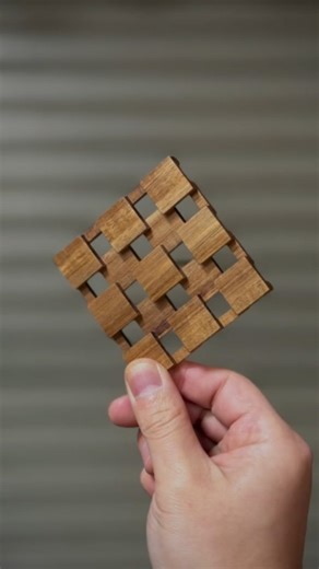 ANSHUL YADAV on Instagram: "A Mysterious Wooden Pattern By attaching a guide with the same width as the router bit to the router table, and repeating the cut, you can create a mysterious wooden pattern like this. Small changes in the setup can reveal completely different looks, which is part of the fun. Congratulations to @microjig on their 25th anniversary 🎉 The new GRR-RIPPER Air Ultra makes it easy to control even small workpieces. I hope it continues to protect the fingers of woodworkers ar