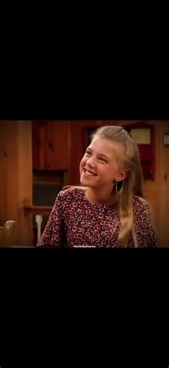 Celebrating Stephanie Tanner's Iconic Moments in Full House