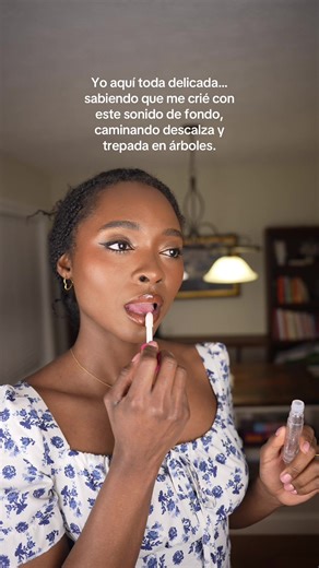 😂😂 No cambiaría eso por nada ❤️ haber sido criada en el campo fue lo mejor, sin celular, sin miles de canales de televisión, disfrutando con mi familia. Andando descalza pa’ arriba y pa’ abajo, comiendo mango, guava, guayaba, naranja, mandarina o mamoncillo montada en los árboles, chismoseando, contando historias y jugando al aire libre con mis primos y familia. 🥰🇨🇴