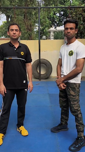 22K views · 976 reactions | Self Defence against front bear hug #reels #viral #trending #selfdefense #instagood #instagram | Jeetender Jangra | Facebook