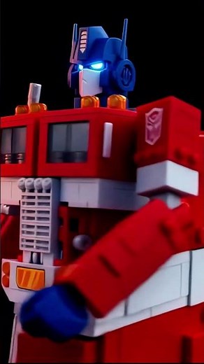 LEGO Optimus Prime 10302 Transformation 🤖➡️🚛