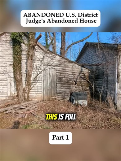 Exploring an Abandoned Mansion Discovery