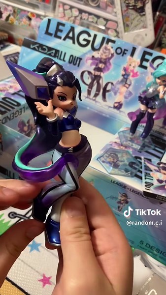 KDA Pop Mart Collaboration Unboxing Review