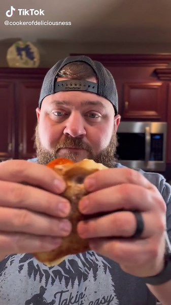 String Cheese Pizza Grilled Cheese: Easy Recipe