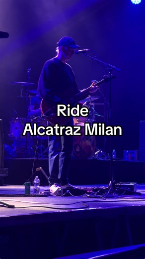 Ride live in Milan at Alcatraz. The track is Future Love. #ride #tiktokmusic #britpop #andybell