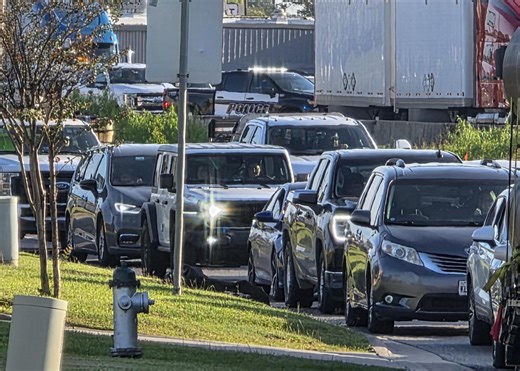Traffic chaos on I-10 sparks frustration over ongoing construction projects
