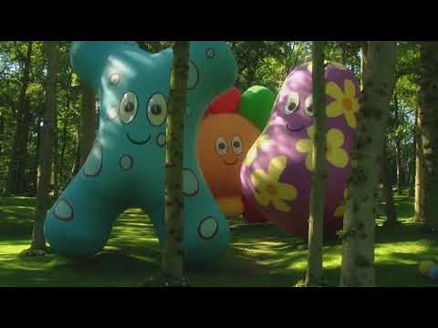 Haahoos jumping and Playing! (With calming music)