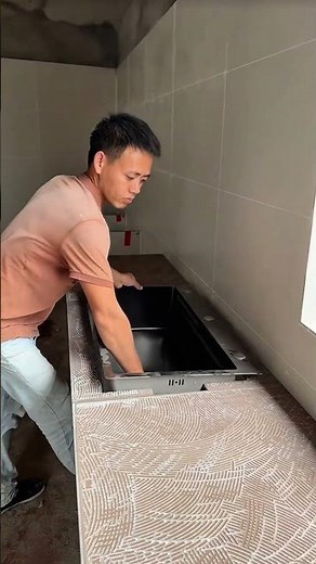 This is how to install a dishwasher drain and kitchen accessories, as well as storage space #shorts