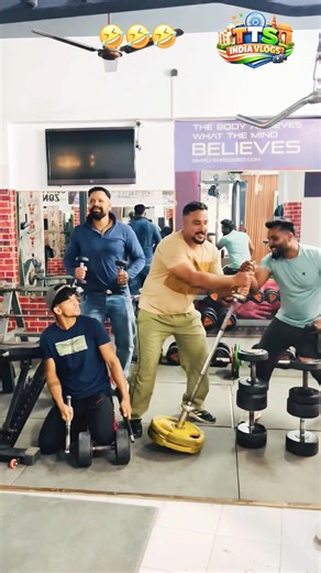 Aye Meri Zohrajabeen |gym funny video |#shortsfeed #shortsviral