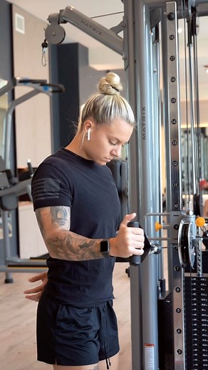 79K views · 5.6K reactions | push workout from today  loving the isolation the machine shoulder & incline press gives lately if you liked this workout, be sure to check out my programs for more like this one! they’re linked in my bio to check them out :) also new program alert  the long awaited Meal Guide 2.0 is FINALLY OUT. linked at the very top in my bio, click the link for more info on it! & today only it’s 25% off with the code: NEW  | Ellen Nieman Fitness | Facebook