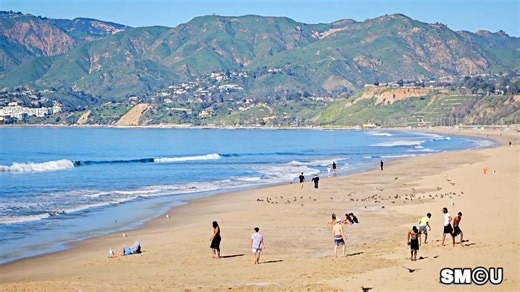 Santa Monica Beach warmed up to 81 degrees on a sunny January Thursday, as people enjoyed the beach while much of the country remained in winter. | Santa Monica Close-up