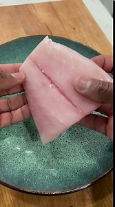 1.8K views · 20 reactions | The secret to crispy fish skin! Executive Chef David Rose shows us how to perfectly pan sear skin-on snapper fillets. Shop Omaha Steaks seafood: https://www.omahasteaks.com/buy/Seafood?SRC=RZ0616 Sold by OmahaSteaks.com, Inc. | Omaha Steaks | Facebook