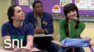 Ana de Armas joins a Spanish class in 'SNL' sketch