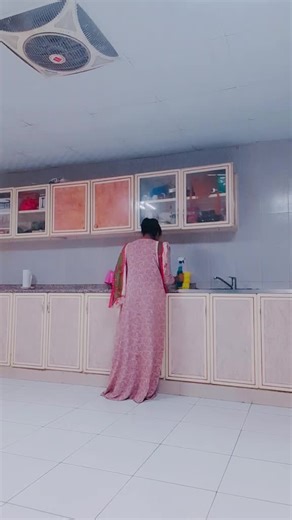 Organizing Kitchen Cabinets for a Functional Space